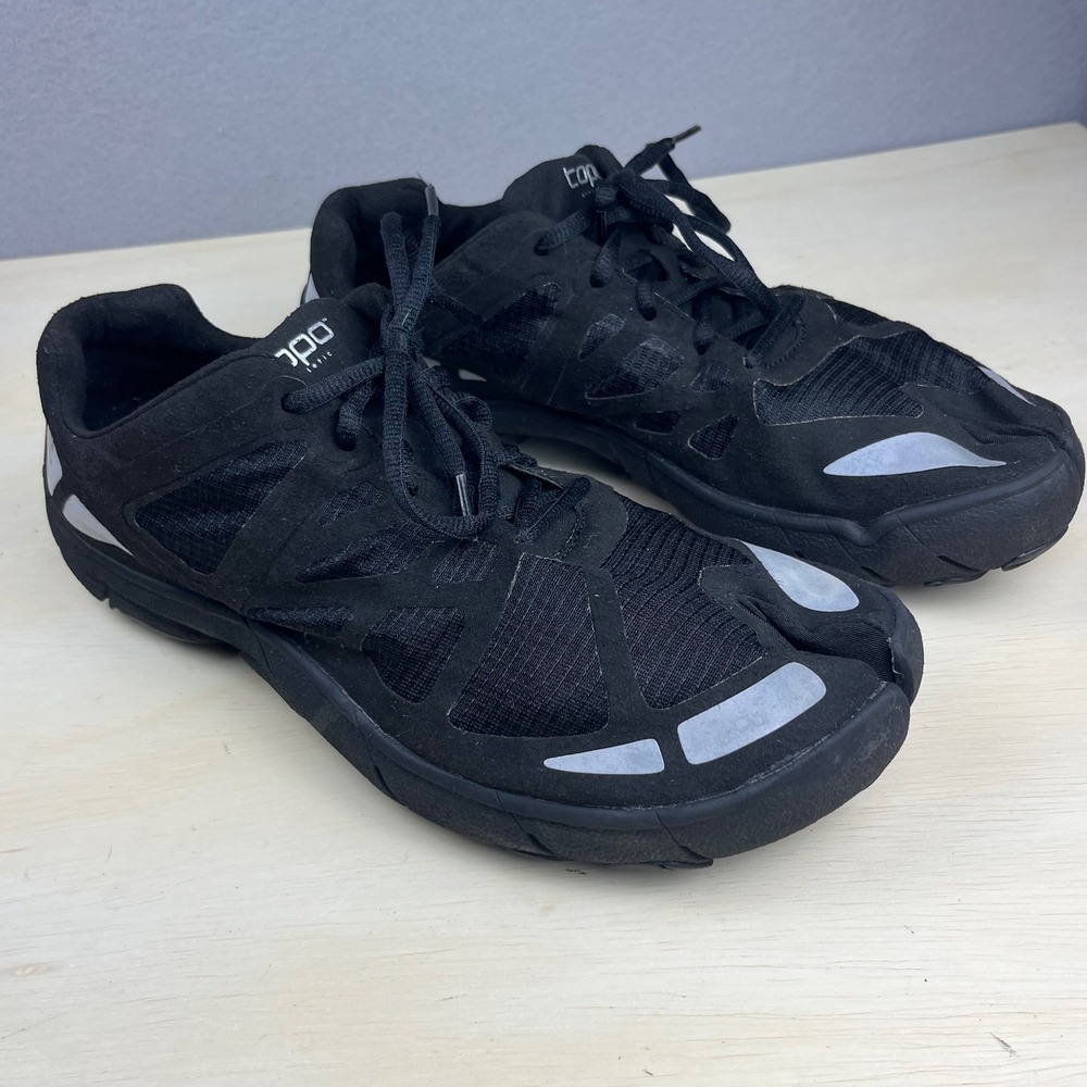 Topo Athletic M-RT Black Split Toe Running Shoes Mens 12 Tabi Minimalist Trainer